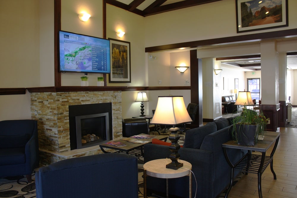 Ramada by Wyndham Denver International Airport in Denver