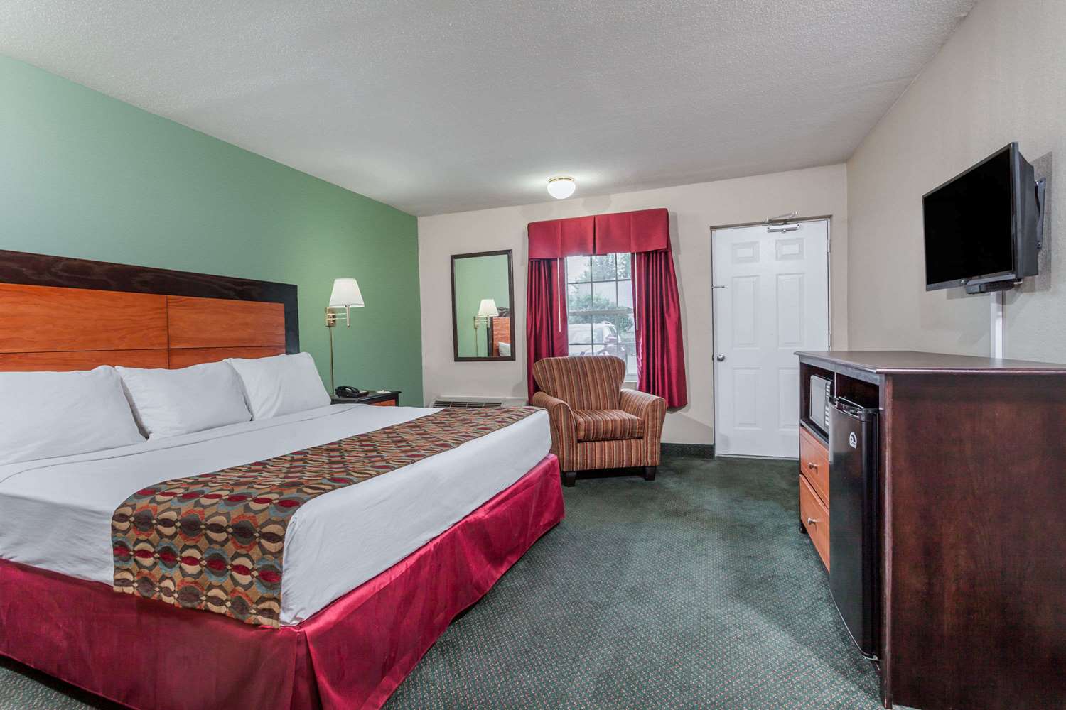 Days Inn & Suites by Wyndham Lexington in Lexington, Ky