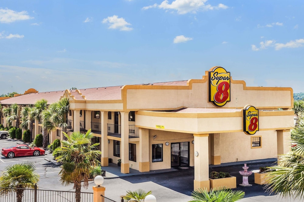 Super 8 by Wyndham Stockbridge in Stockbridge-Ga (Us)
