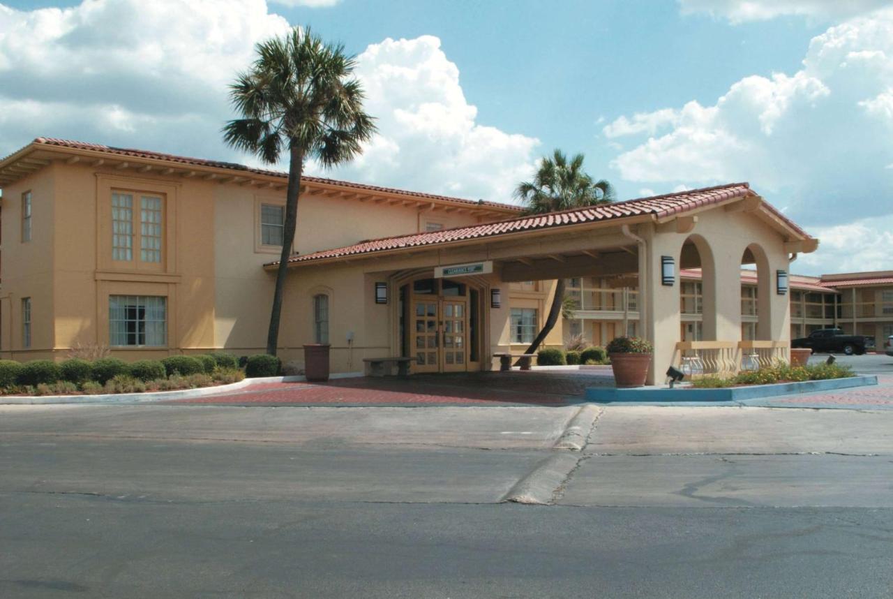 Baymont by Wyndham San Antonio South Park in San Antonio,Tx