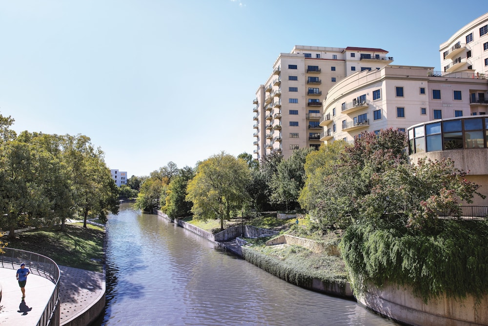 Club Wyndham La Cascada in San Antonio,Tx