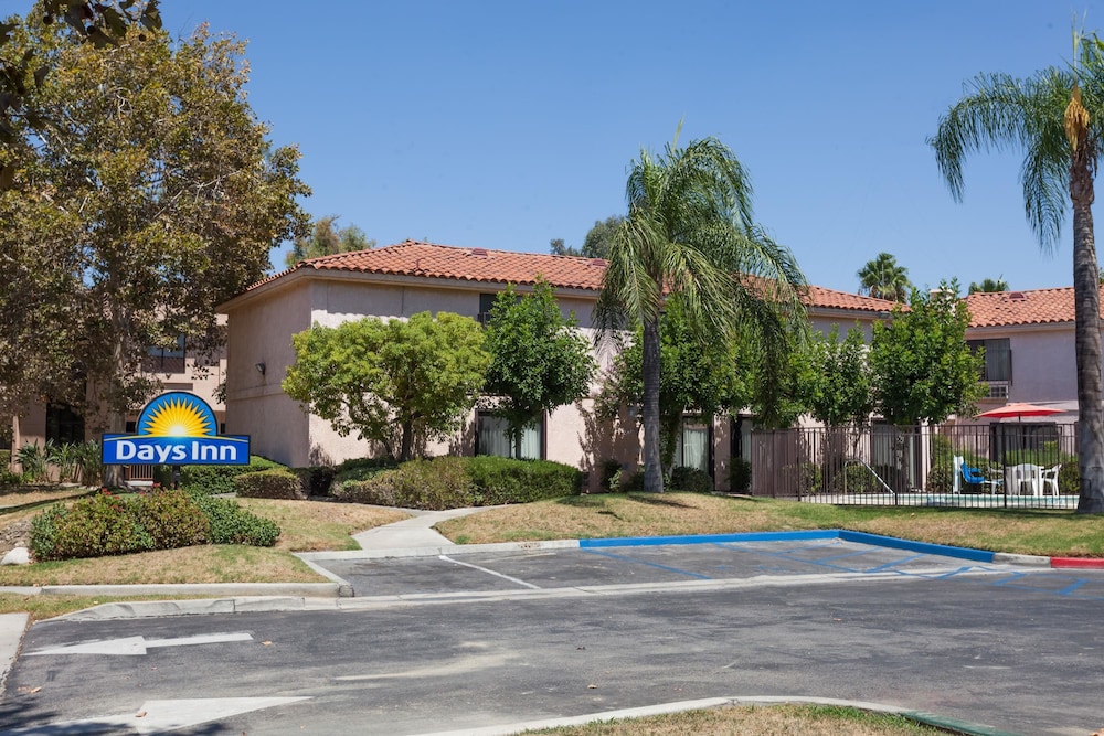 Days Inn by Wyndham San Bernardino/Redlands in San Bernardino, Ca
