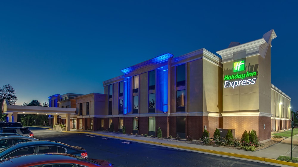 Holiday Inn Express Richmond E Midlothian Turnpike in Richmond, Va