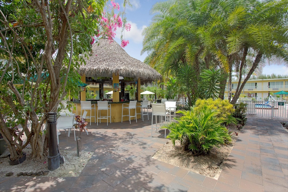 RAMADA BY WYNDHAM FORT LAUDERDALE AIRPORT/CRUISE PORT in Fort Lauderdale, Fl