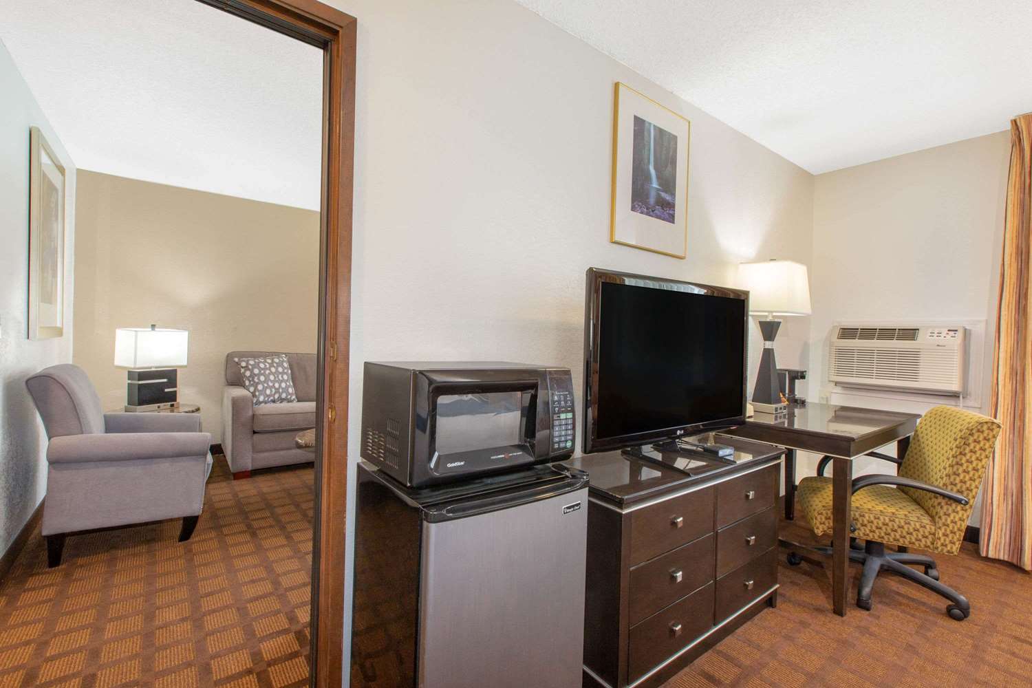 Baymont by Wyndham Roseburg in Roseburg, Or