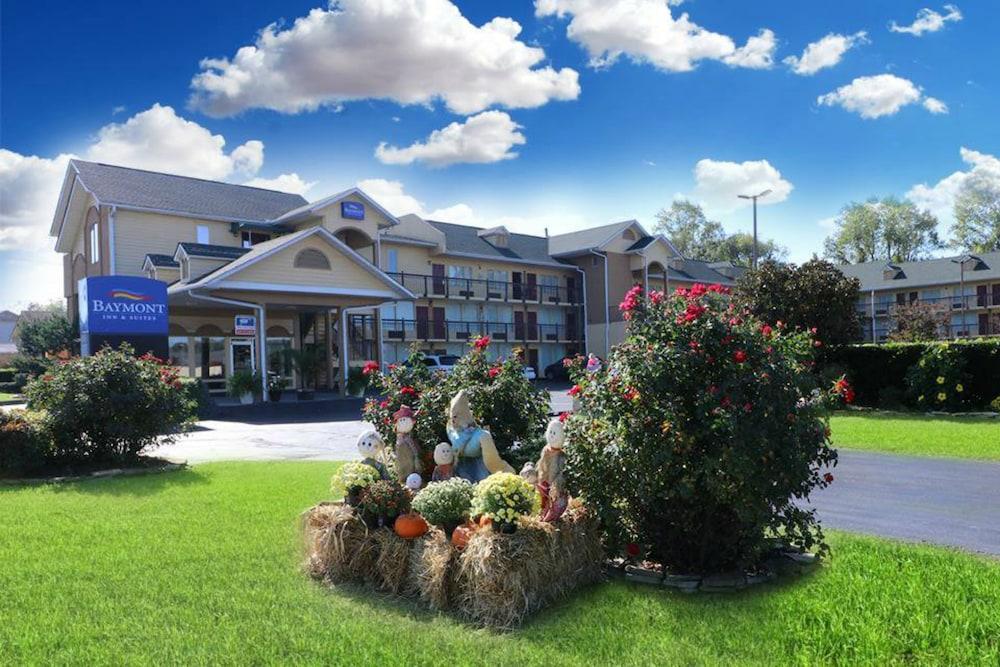 Baymont by Wyndham Sevierville Pigeon Forge in Sevierville, Tn