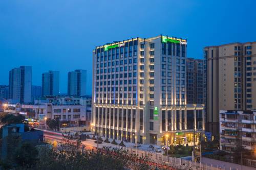 Holiday Inn Express Chengdu Huanhuaxi in Chengdu