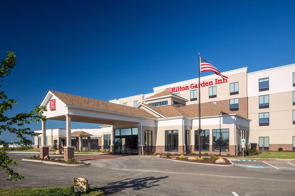 Hilton Garden Inn Pittsburgh Airport in Moon Township, Pa