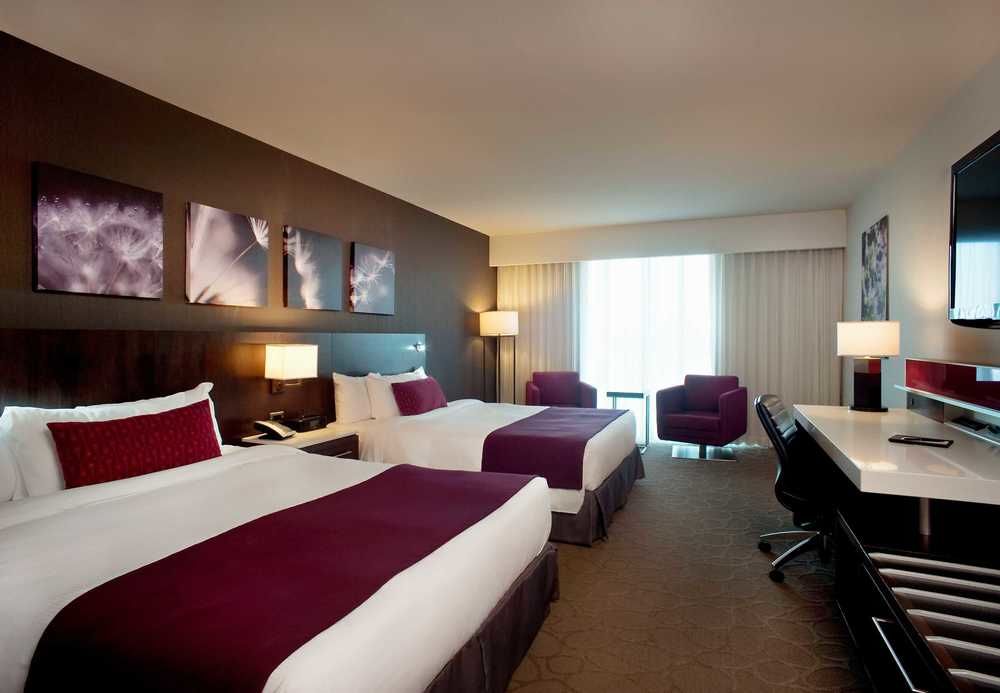 DELTA HOTELS BY MARRIOTT VICTORIA OCEAN POINTE RESORT in Victoria, Bc-Canada