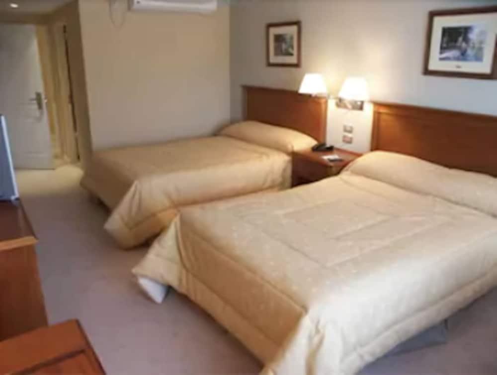 Howard Johnson by Wyndham Rio Cuarto Casino in Rio Cuarto