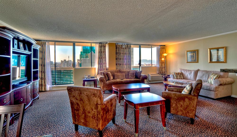 HOLIDAY INN VANCOUVER CENTRE in Vancouver, Bc