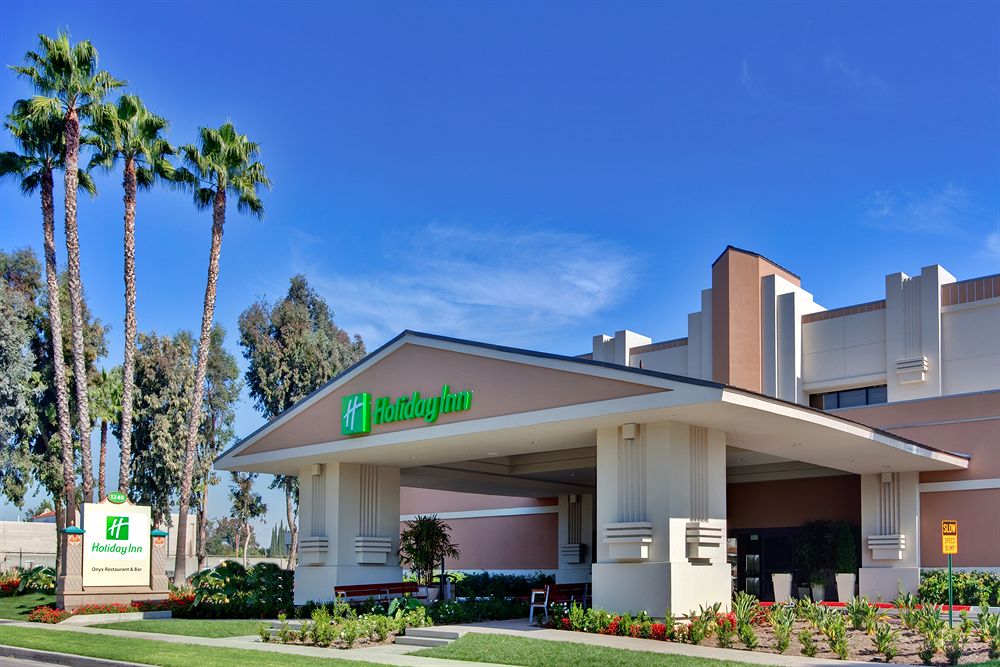 HOLIDAY INN ANAHEIM (1 BLK/DISNEYLAND®) in Anaheim
