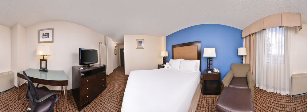 Ramada Plaza by Wyndham Sheridan Hotel & Convention Center in Sheridan, Wy