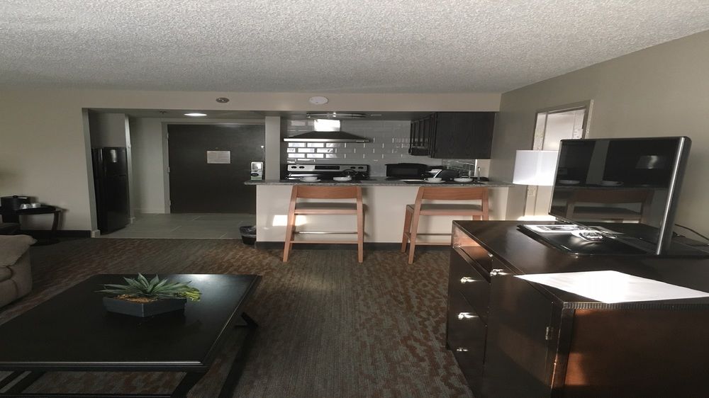 HOLIDAY INN ATLANTA-NORTHLAKE in Atlanta,Ga