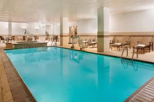 HILTON ST. CHARLES in New Orleans