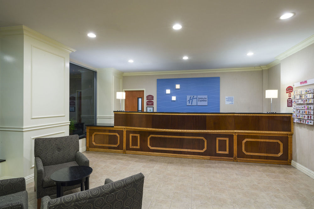 HOLIDAY INN EXPRESS CHELSEA in New York, Ny