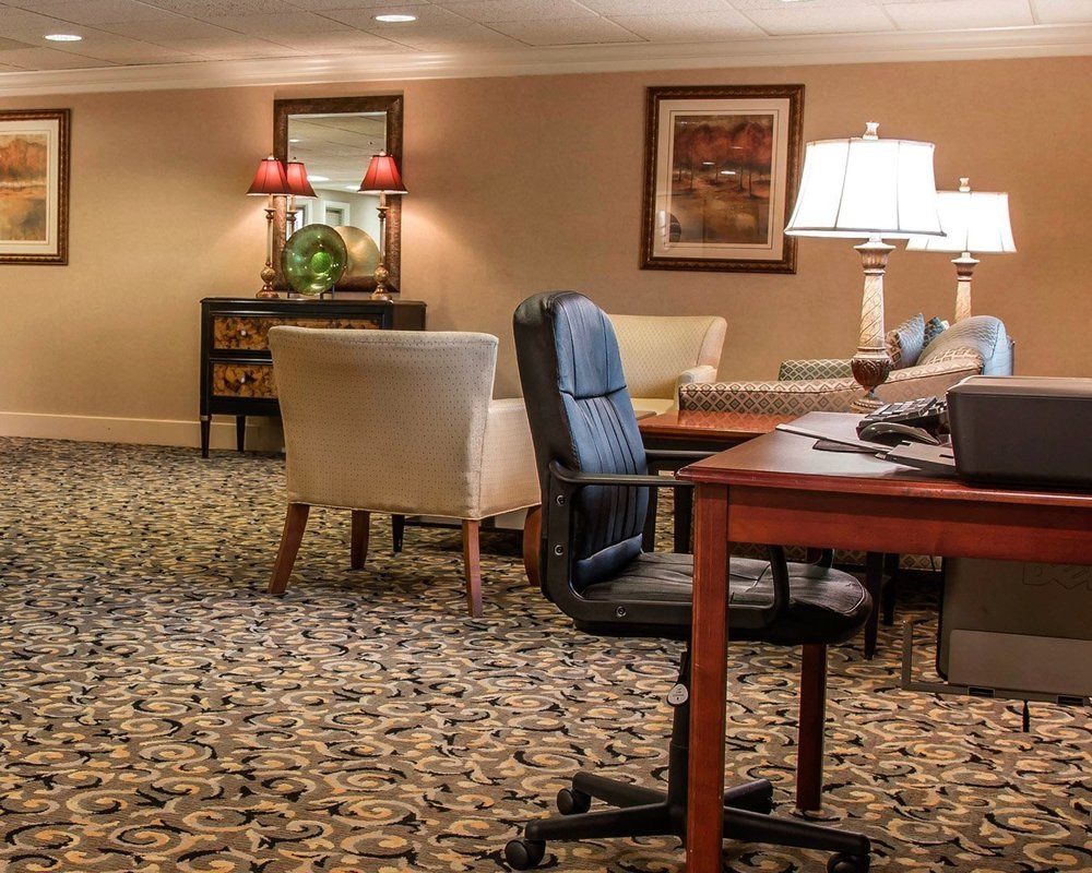 Wingate by Wyndham Livonia in Livonia, Mi