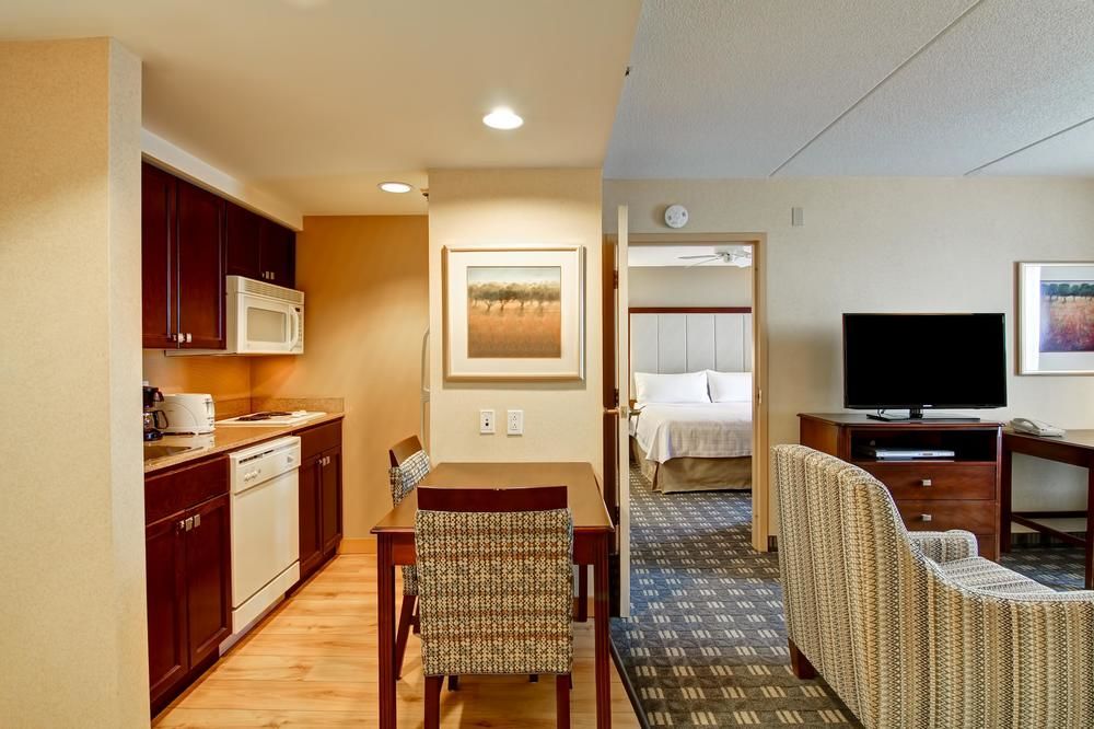 Homewood Suites by Hilton Toronto Mississauga in Mississauga