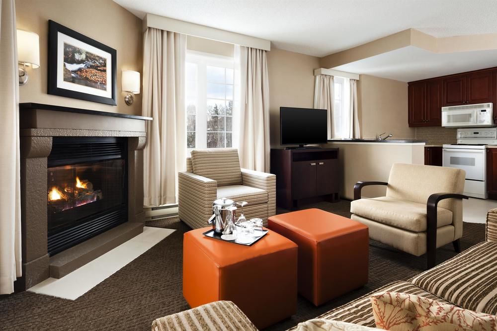 LES SUITES TREMBLANT WESTIN RESORT & SPA TREMBLANT in Mont Tremblant, Qc