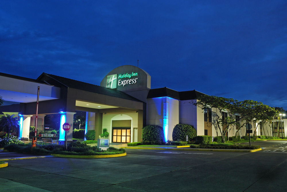 Holiday Inn Express San Jose Costa Rica Airport by IHG in Alajuela
