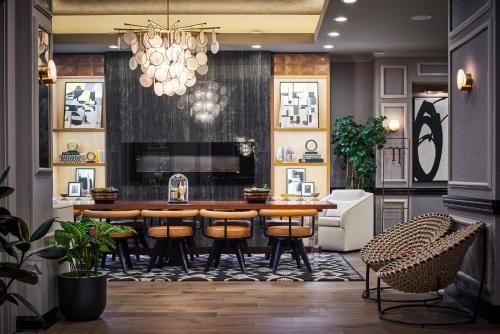 Claridge House Chicago, Tapestry Collection by Hilton in Chicago