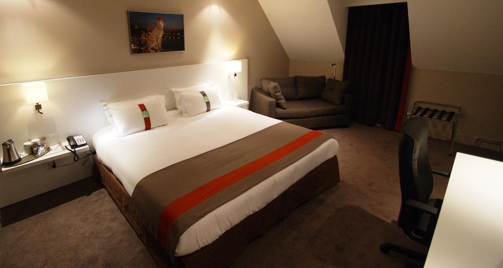 Holiday Inn Paris Auteuil in Paris