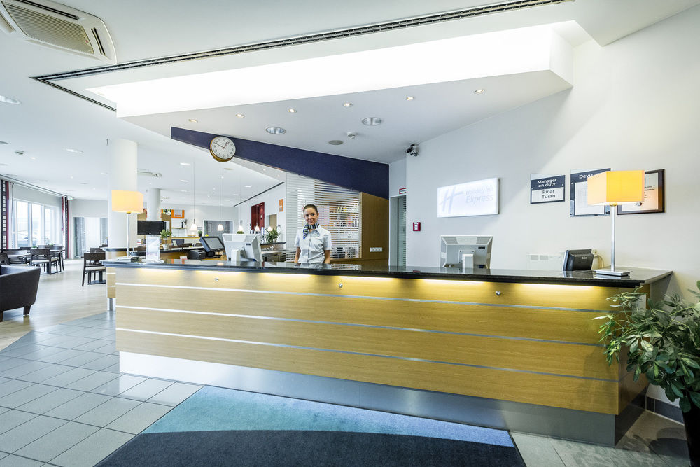 HOLIDAY INN EXPRESS MULHEIM in Cologne