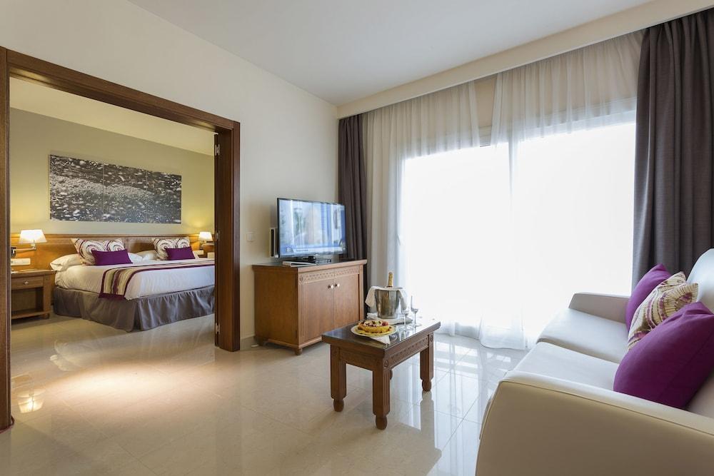 Grand Palladium Select Palace Ibiza in PLAYA D'EN BOSSA