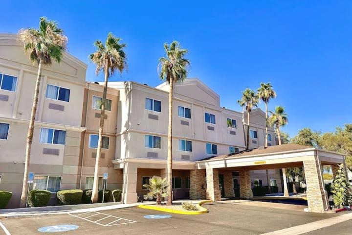 Baymont by Wyndham Phoenix North in Phoenix, Az