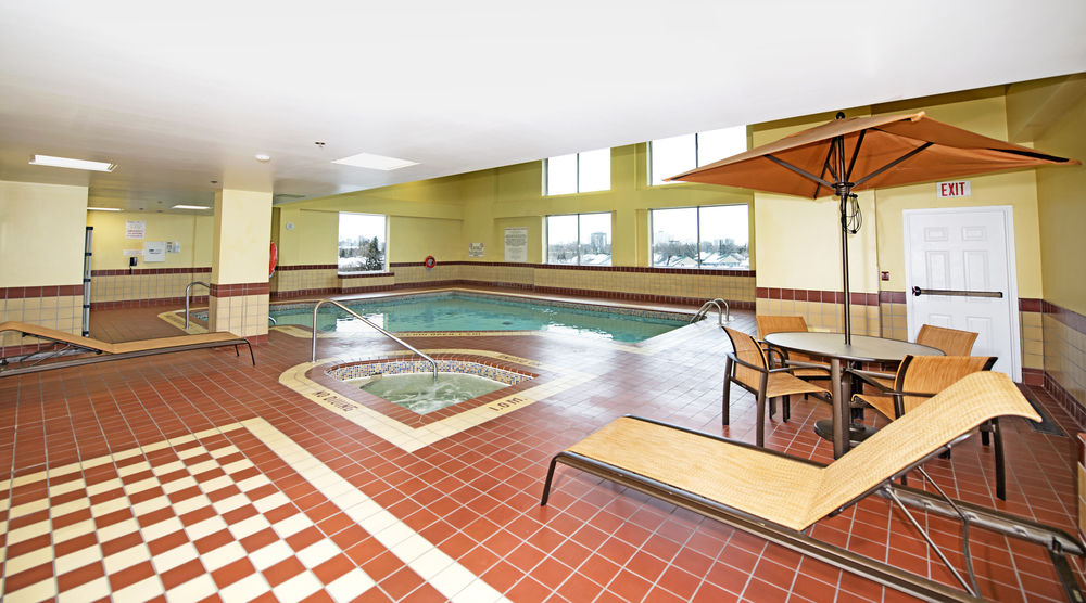HAMPTON INN BY HILTON OTTAWA in Ottawa, On