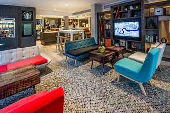 Holiday Inn London Camden Lock in London