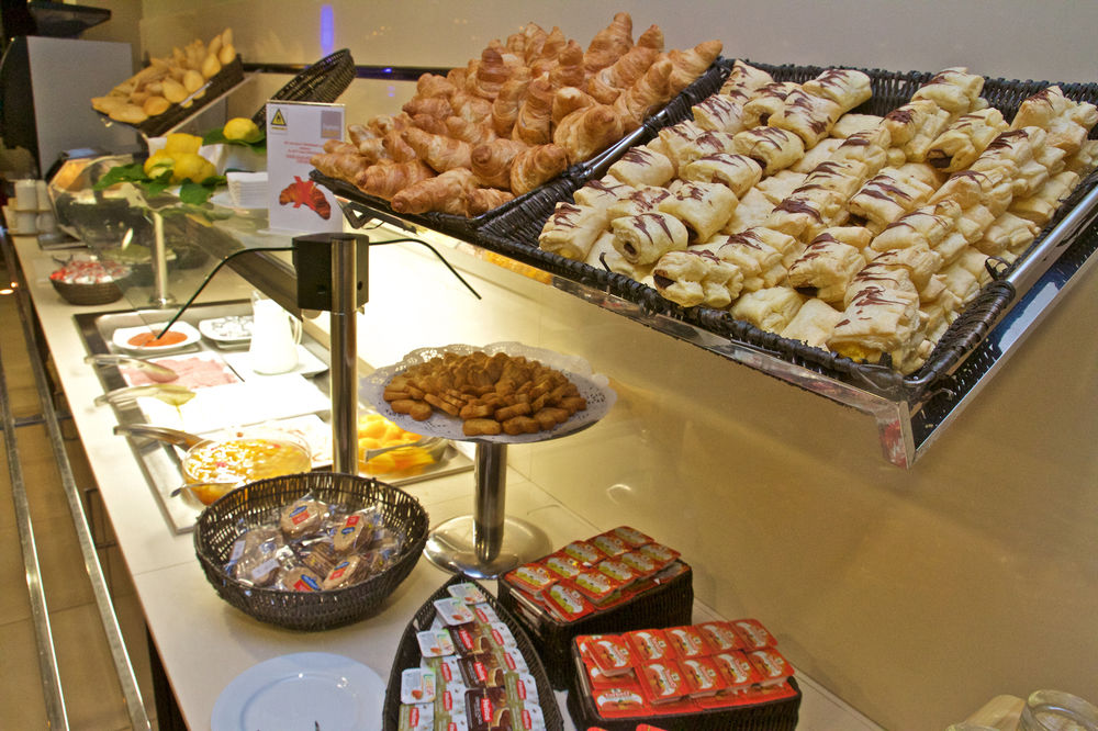 Holiday Inn Express Campo De Gibraltar - Barrios in Los Barrios