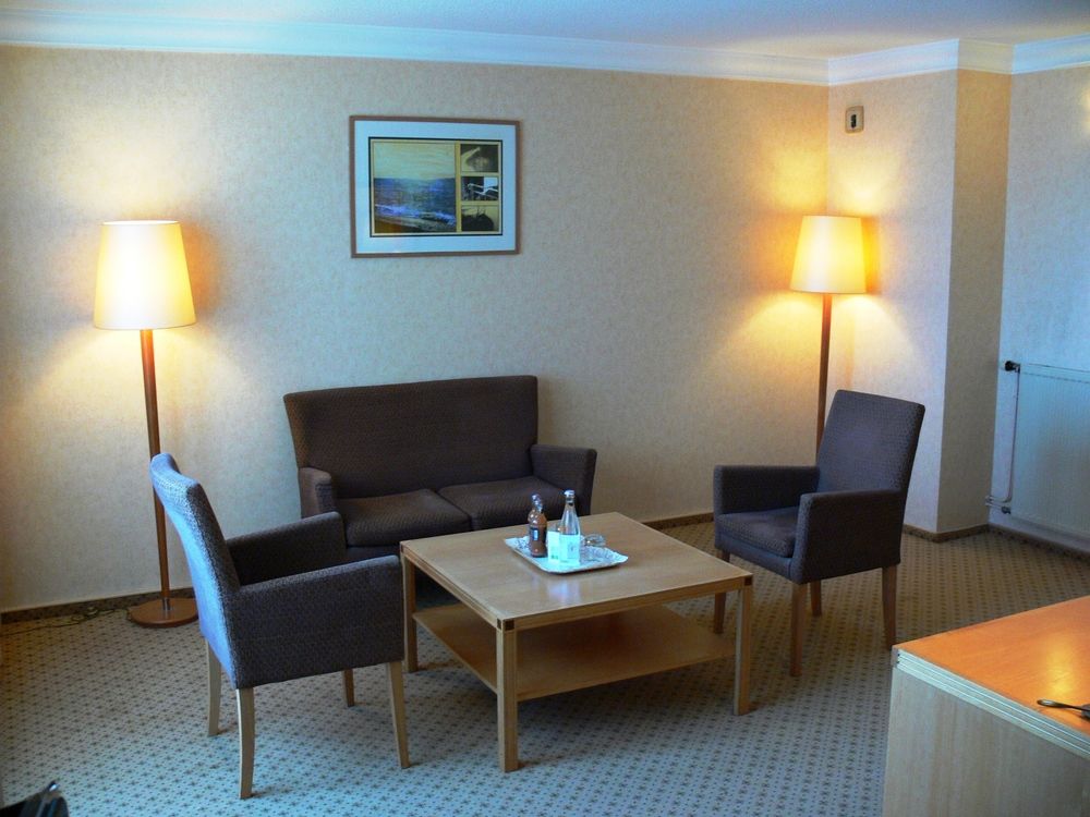 HOLIDAY INN CALAIS in Calais