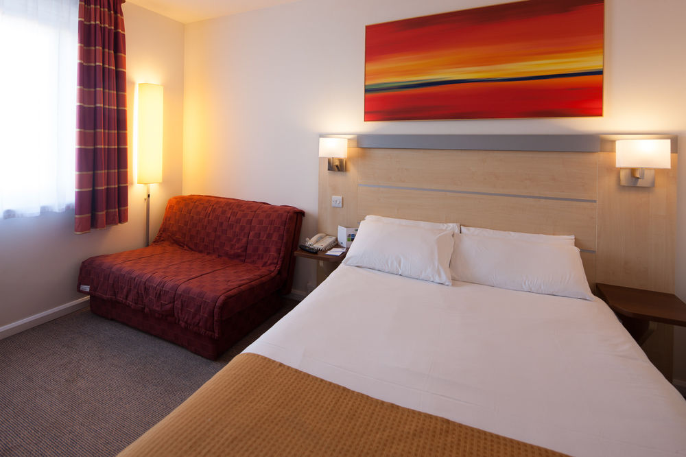 HOLIDAY INN EXPRESS in Leicester