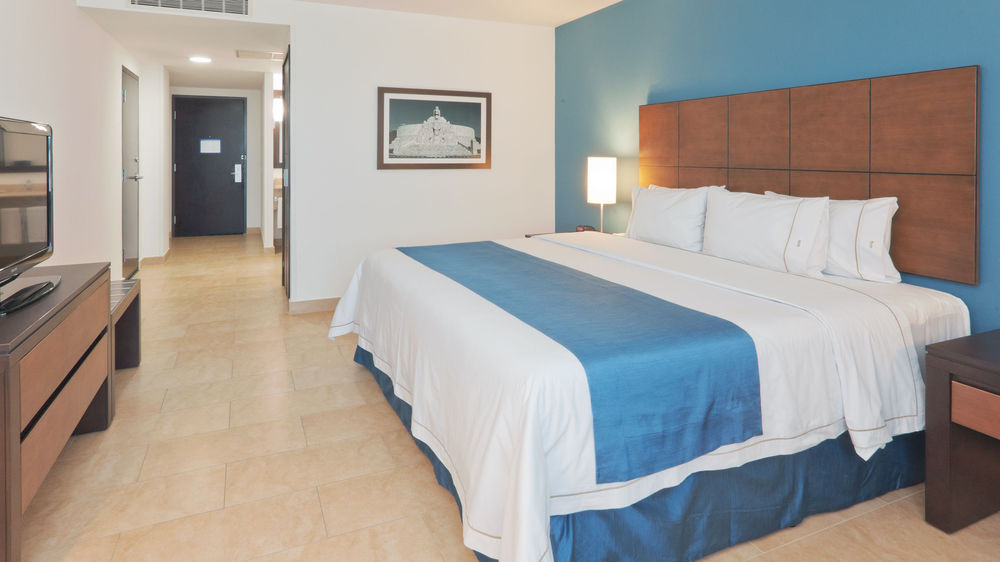 Holiday Inn Express Mérida by IHG in Merida-Mexico