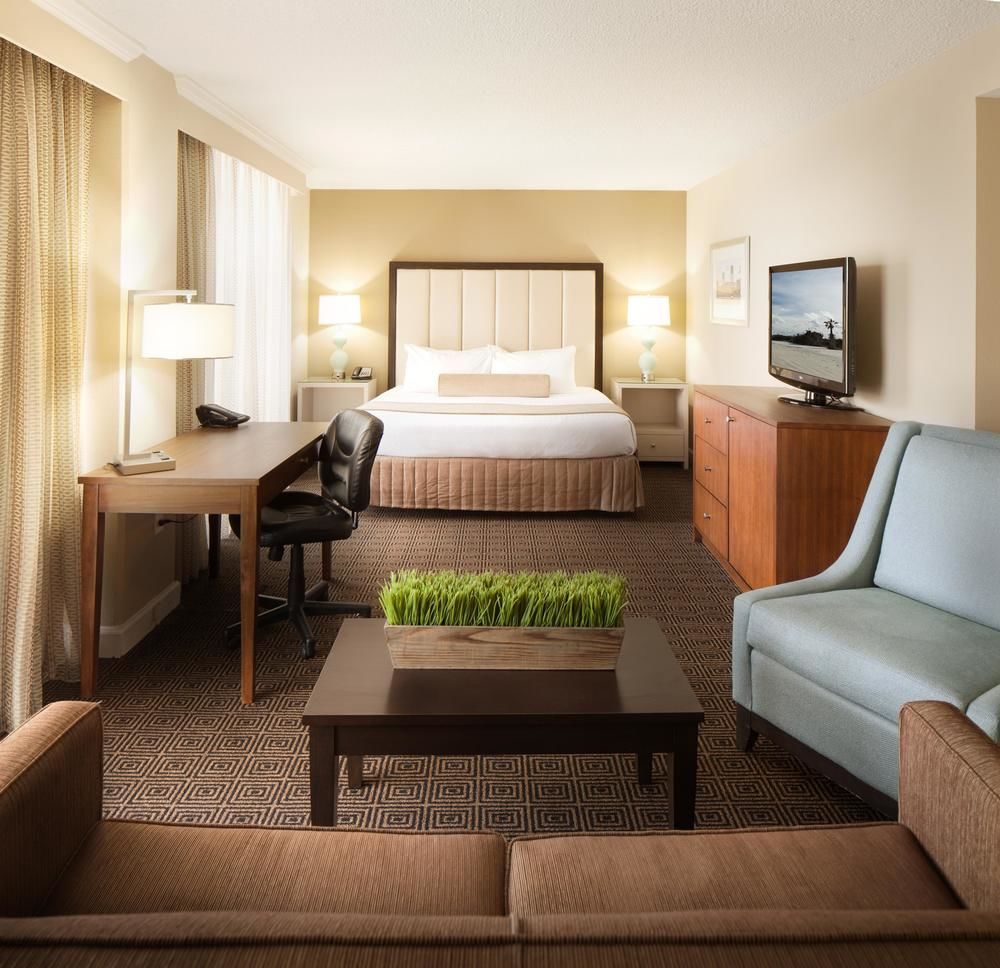 DoubleTree by Hilton Jacksonville Riverfront in Jacksonville, Fl