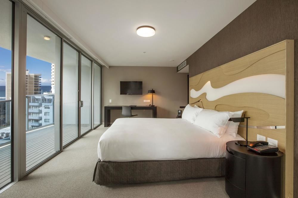 Hilton Surfers Paradise Hotel & Residences in Surfers Paradise