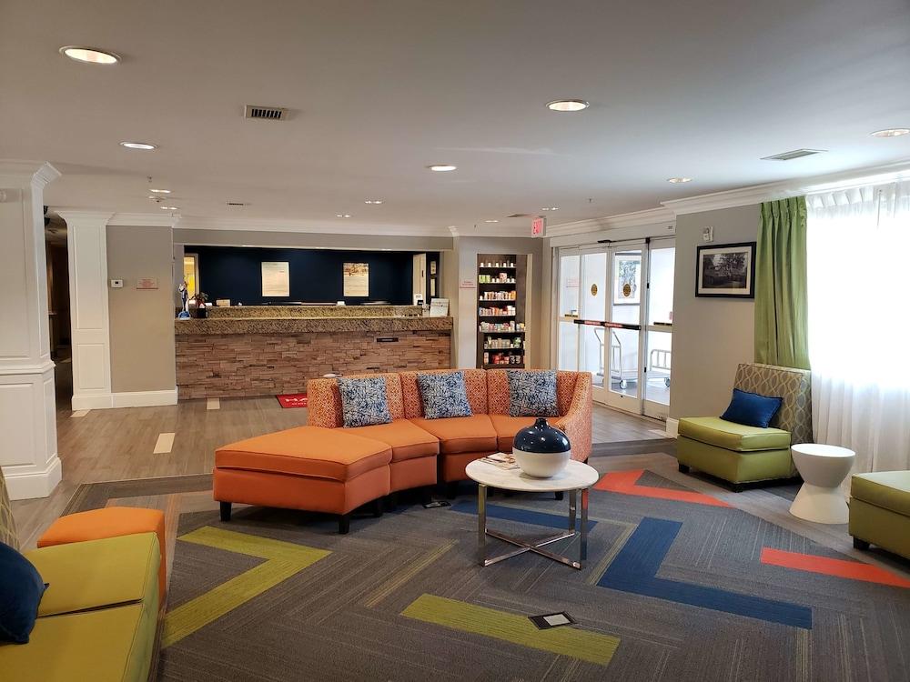 HAWTHORN SUITES BY WYNDHAM COLUMBUS FORT BENNING in Columbus, Ga
