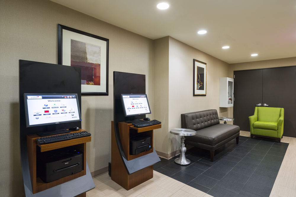 HOLIDAY INN EXPRESS WALL STREET in New York, Ny