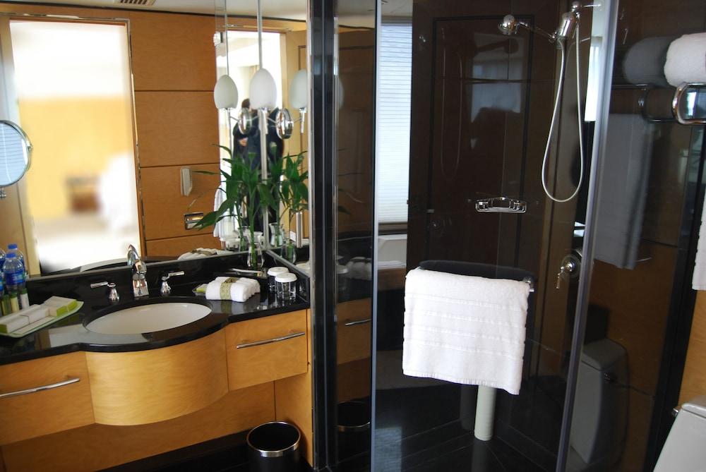 DoubleTree by Hilton Hotel Shanghai - Pudong in Shanghai