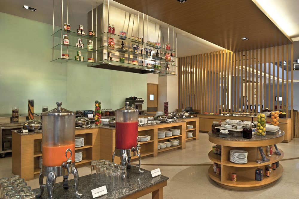 FOUR POINTS BY SHERATON in Pune