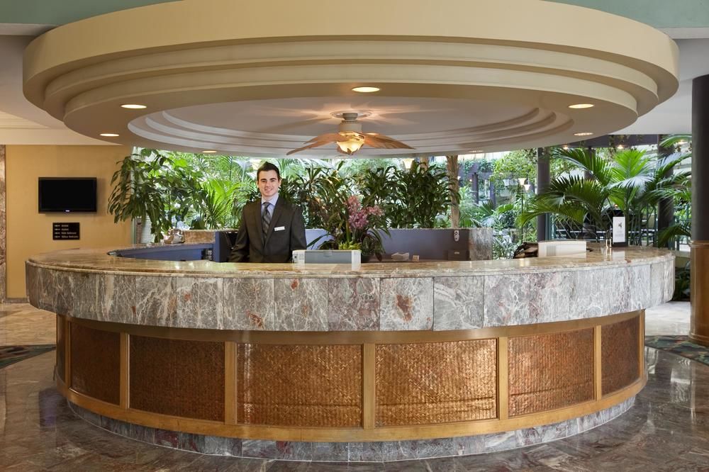 Embassy Suites by Hilton Minneapolis Airport in Bloomington, Mn