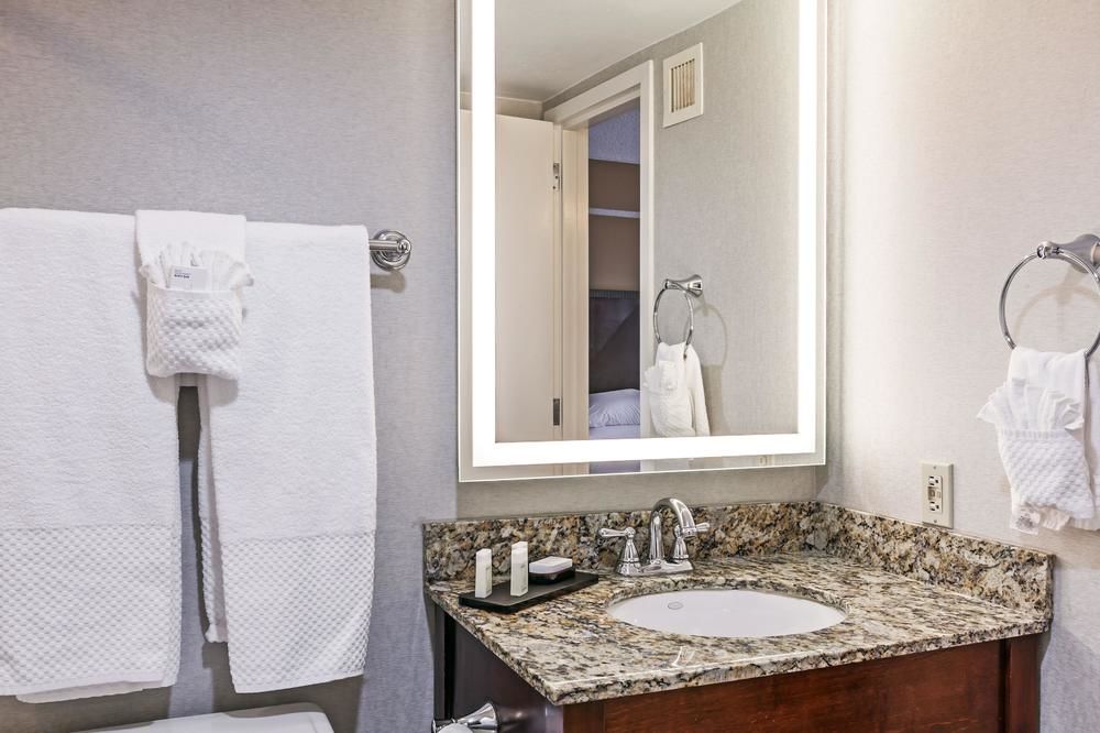 Embassy Suites by Hilton Dallas Market Center in Dallas, Tx
