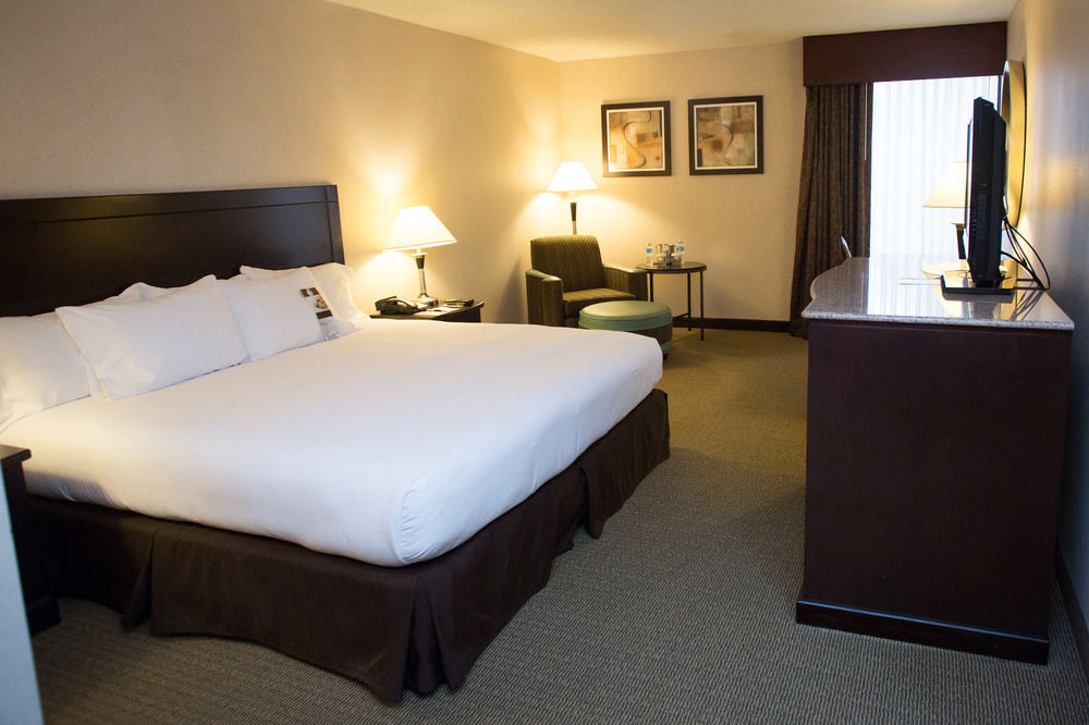 DoubleTree by Hilton Houston Intercontinental Airport in Houston, Tx