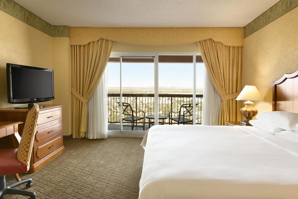 Embassy Suites by Hilton Albuquerque in Albuquerque