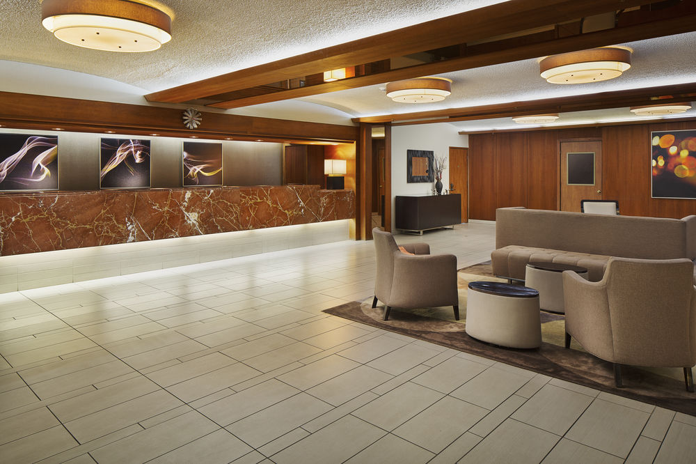 Hilton Oakland Airport in Oakland, Ca