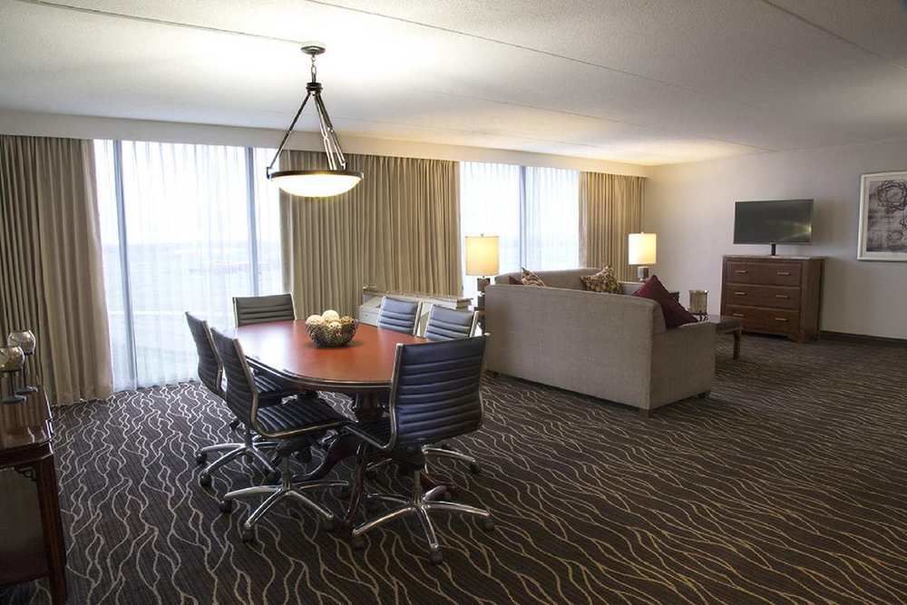 Hilton Kansas City Airport in Kansas City, Mo