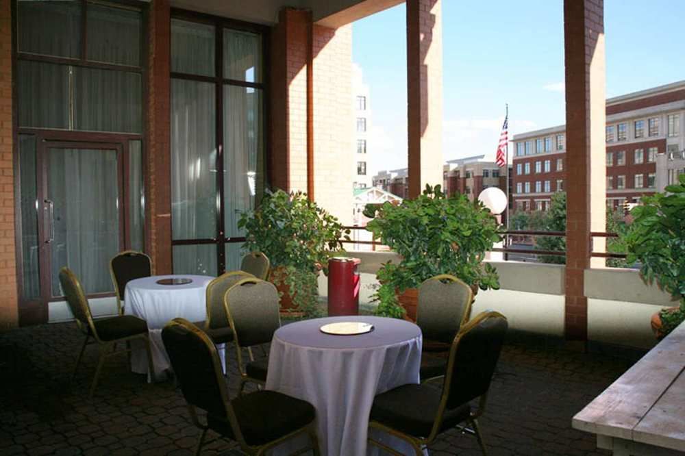 Embassy Suites by Hilton Alexandria Old Town in Alexandria, Va