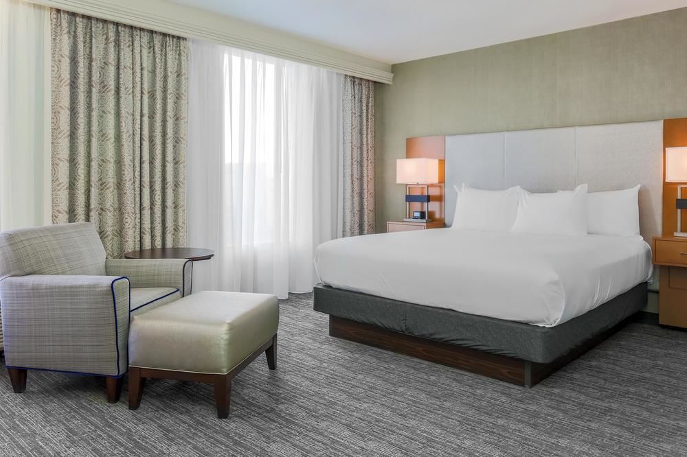 DoubleTree by Hilton Atlanta-Airport in Atlanta,Ga