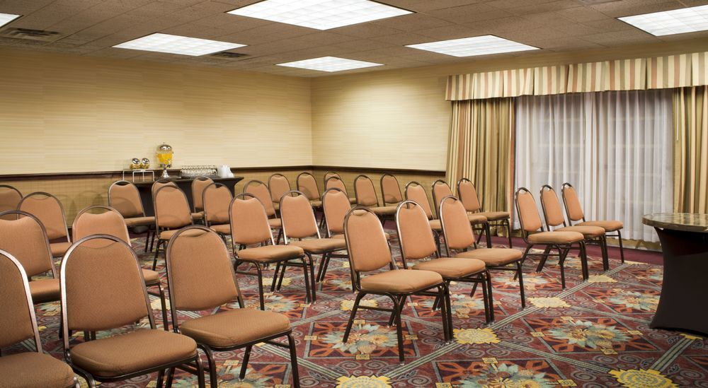 Embassy Suites by Hilton Flagstaff in Flagstaff, Az